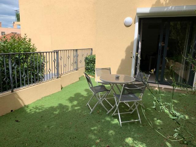 Les Volets Bleus Apartment นีซ ภายนอก รูปภาพ
